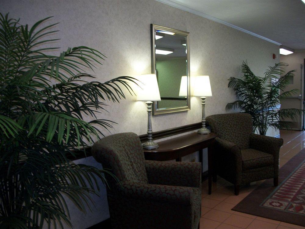 Red Roof Inn & Suites Lexington - Hamburg Extérieur photo