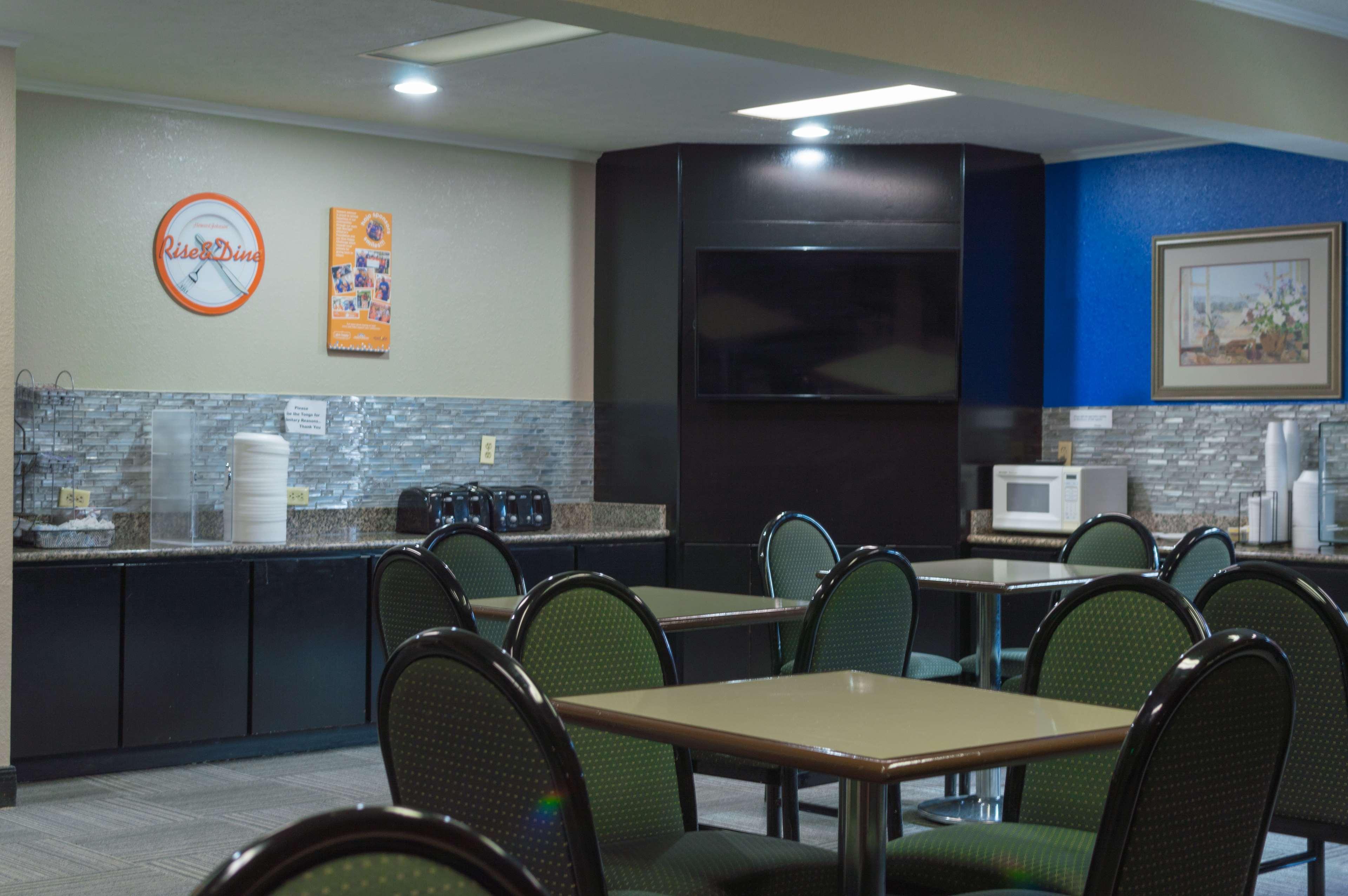 Red Roof Inn & Suites Lexington - Hamburg Extérieur photo