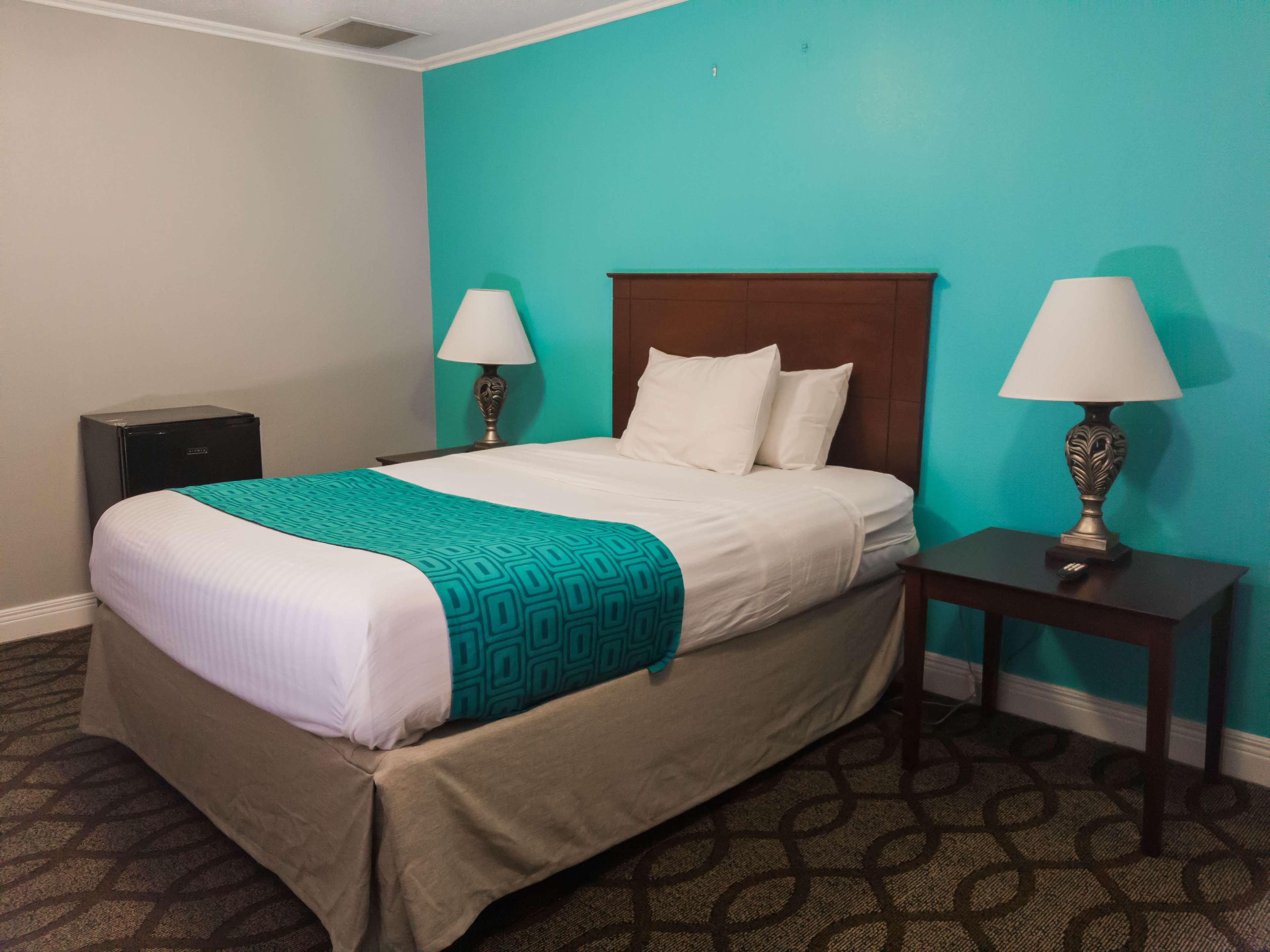 Red Roof Inn & Suites Lexington - Hamburg Extérieur photo