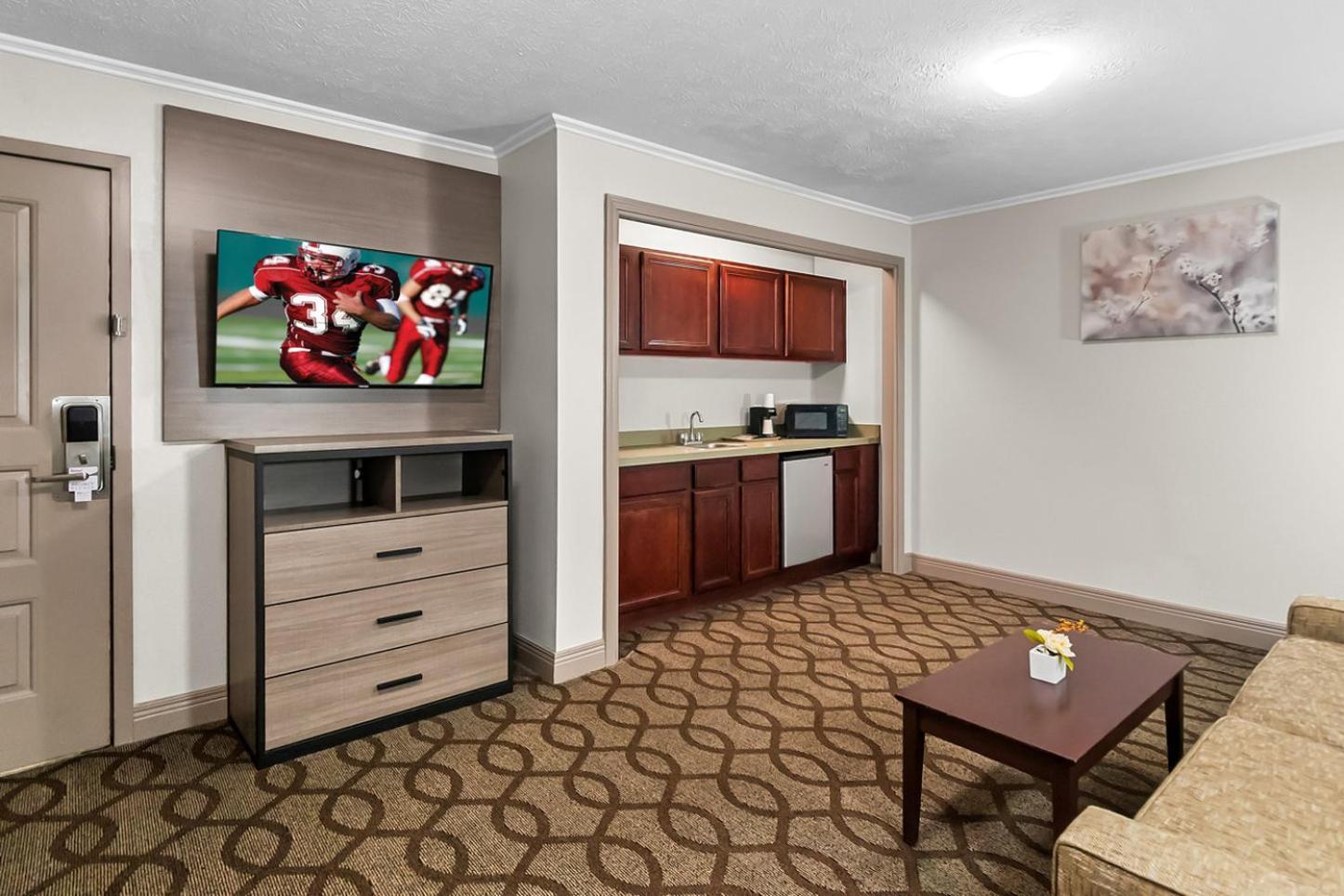 Red Roof Inn & Suites Lexington - Hamburg Extérieur photo